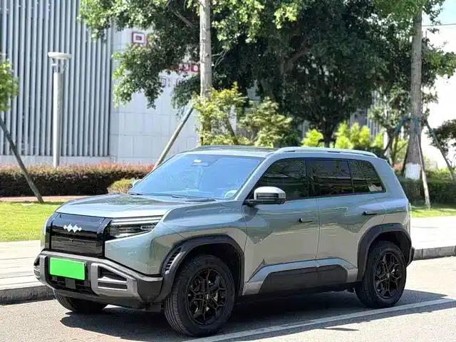 Titanium 3 2025 Model 501KM Rear-Wheel Drive Max Edition