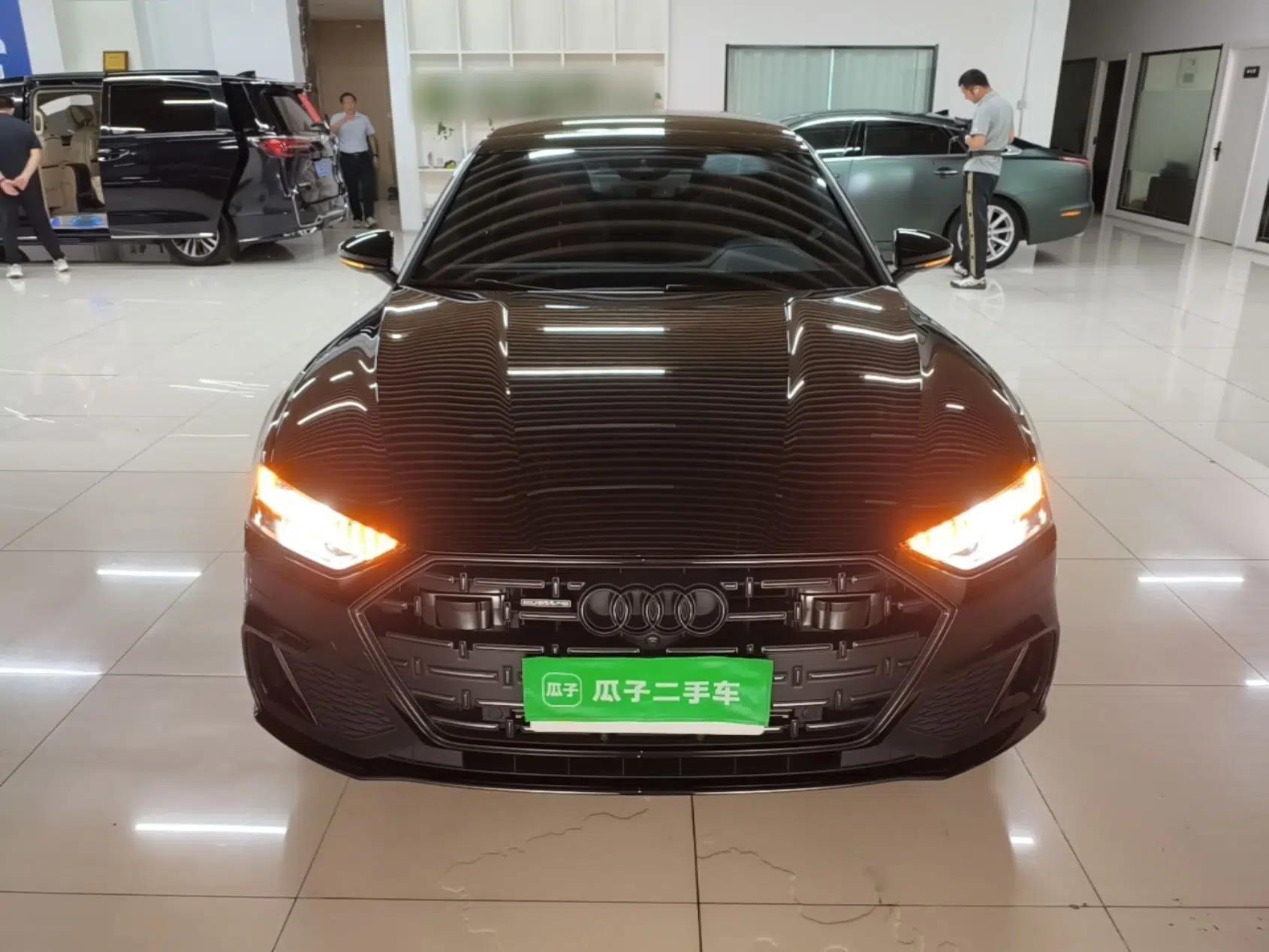Audi A7L 2024 45 TFSI quattro S-line Black Warrior Edition — миниатюра 2