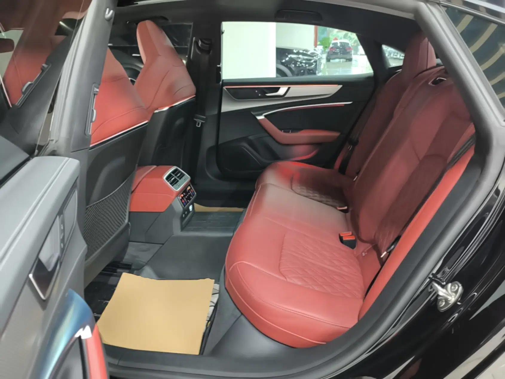 Audi A7L 2024 45 TFSI quattro S-line Black Warrior Edition — миниатюра 20