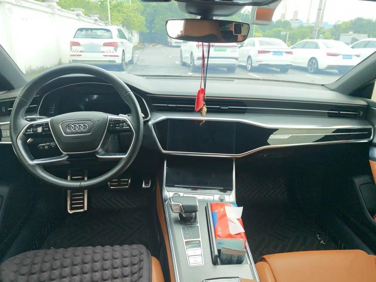 Audi A7L 2022 55 TFSI quattro S-line Edition One First Edition — миниатюра 9