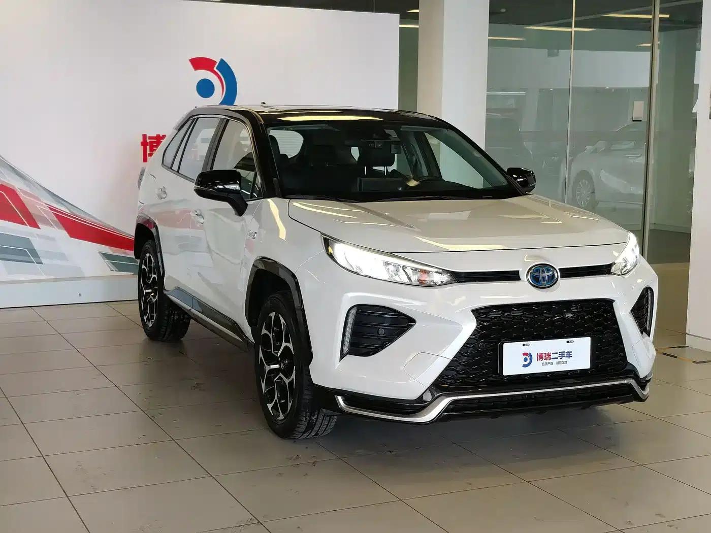 Highlander New Energy 2021 High-Performance Edition 2.5L Two-Wheel Drive Sport Edition — миниатюра 3