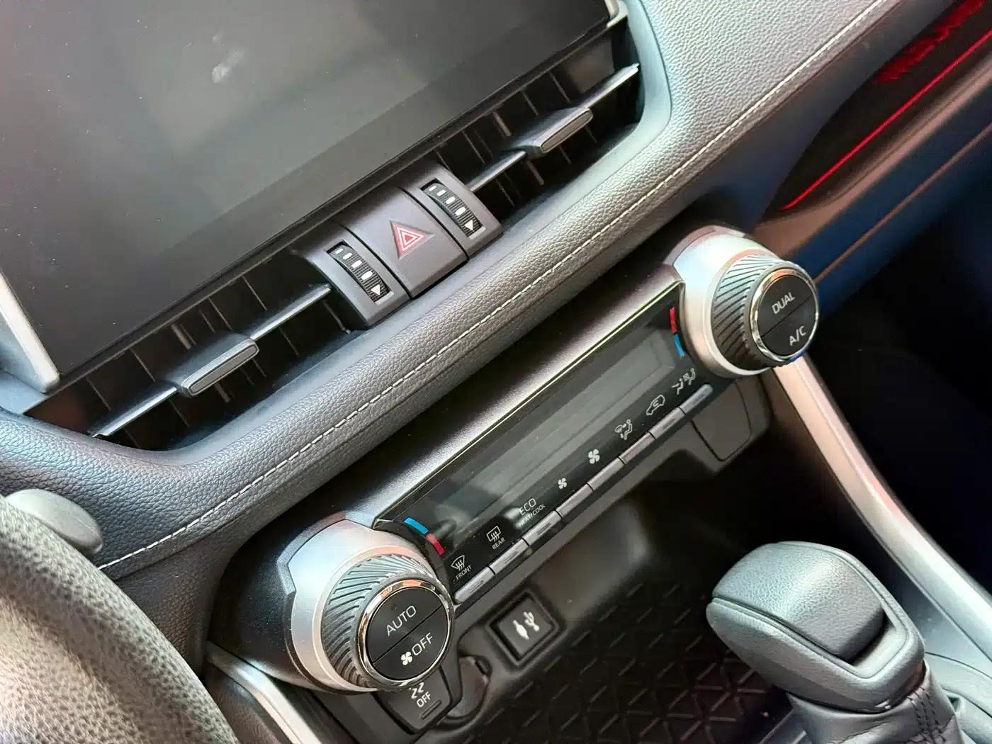 Highlander 2020 Hybrid 2.5L E-CVT 2WD Luxury Edition — миниатюра 15