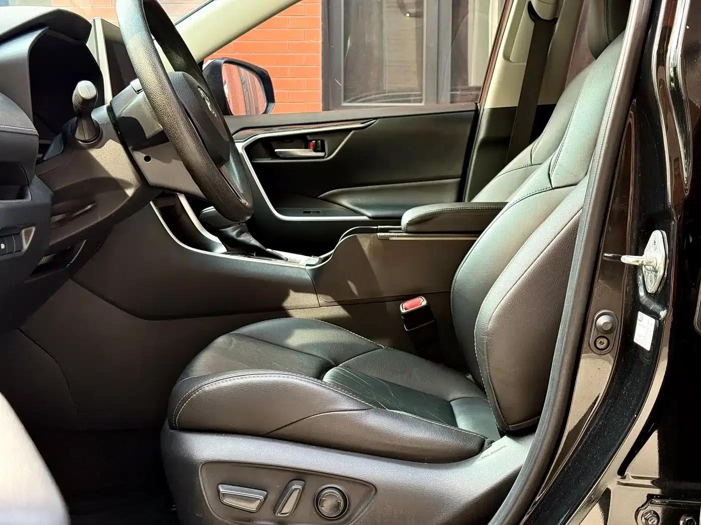 Highlander 2020 Hybrid 2.5L E-CVT 2WD Luxury Edition — миниатюра 8