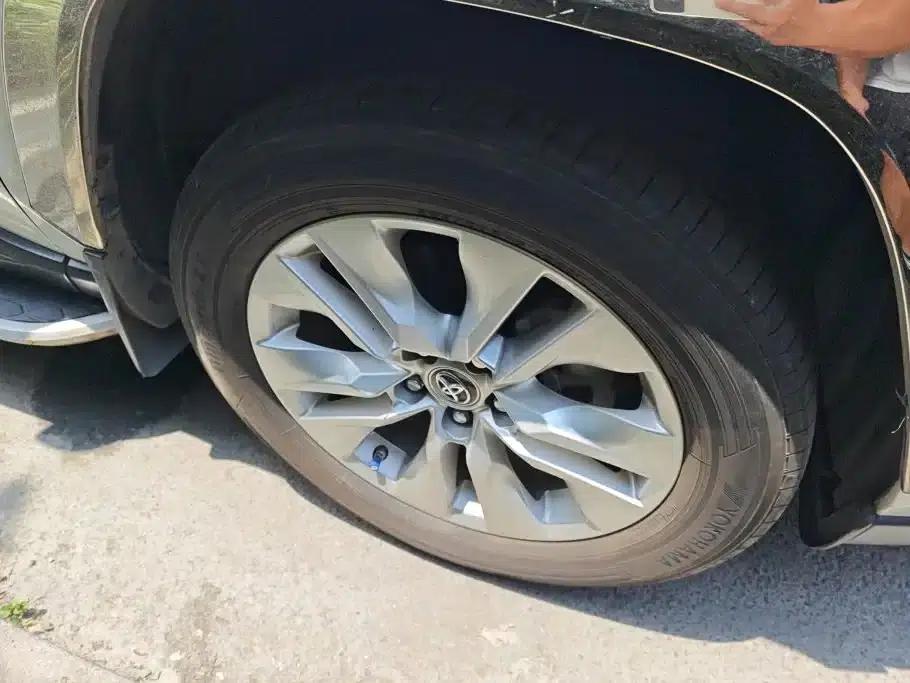 2022 Toyota RAV4 2.0L CVT 2WD Leading Edition — миниатюра 6