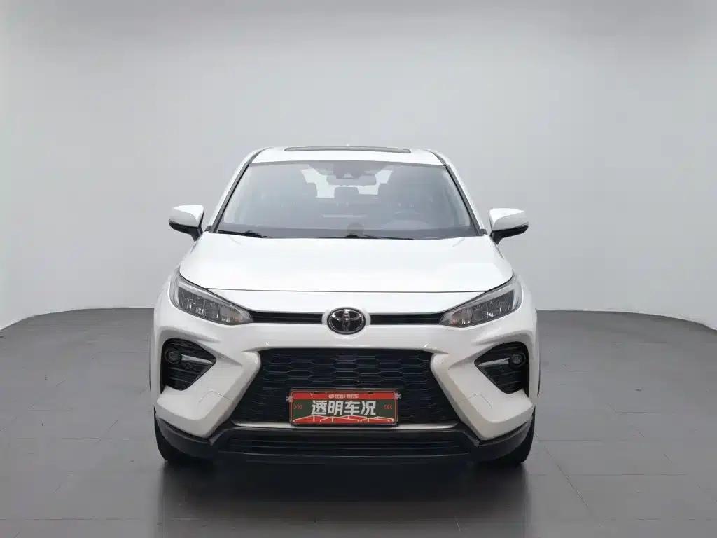 2020 Toyota RAV4 2.0L CVT 2WD Luxury Edition — миниатюра 3