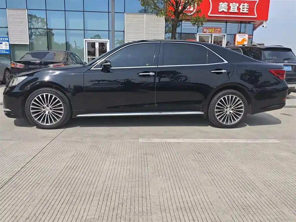 Crown 2018 2.0T Elite Edition — миниатюра 3