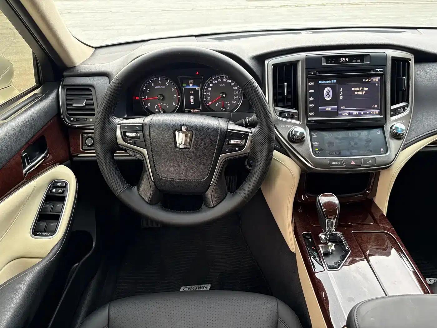 Crown 2018 2.0T Pioneer Edition — миниатюра 5