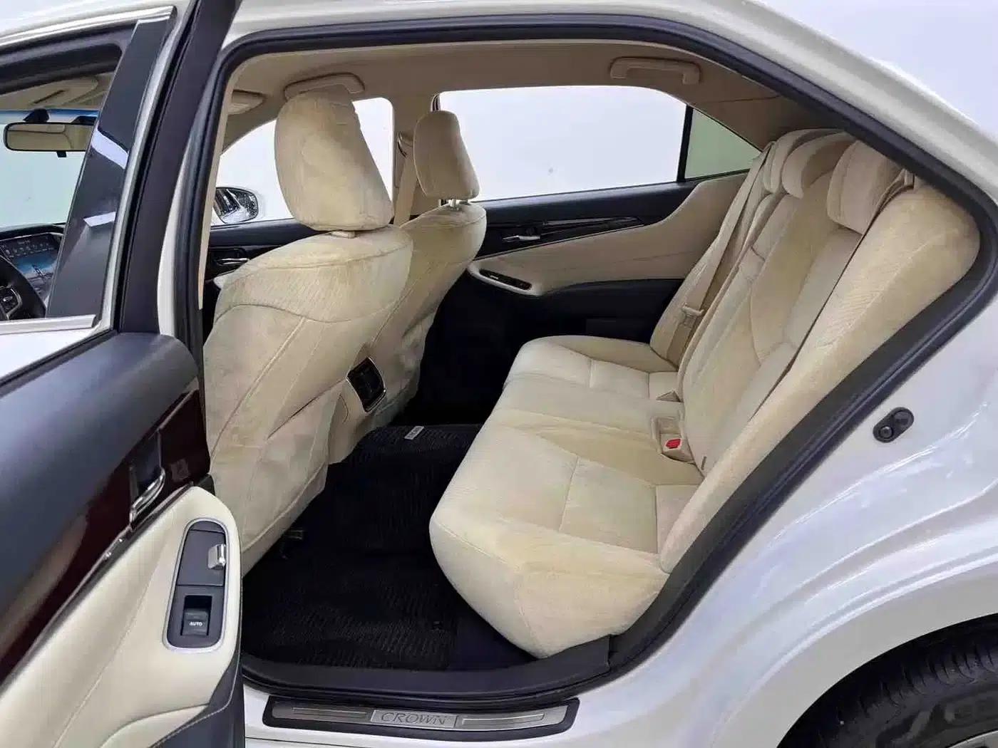 Crown 2018 2.0T Pioneer Edition — миниатюра 11
