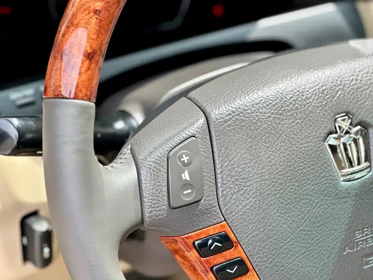 Crown 2007 3.0L Royal Leather Edition — миниатюра 28