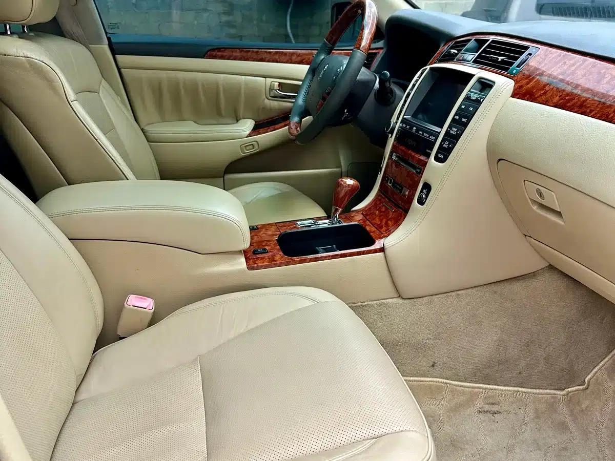Crown 2007 3.0L Royal Leather Edition — миниатюра 10