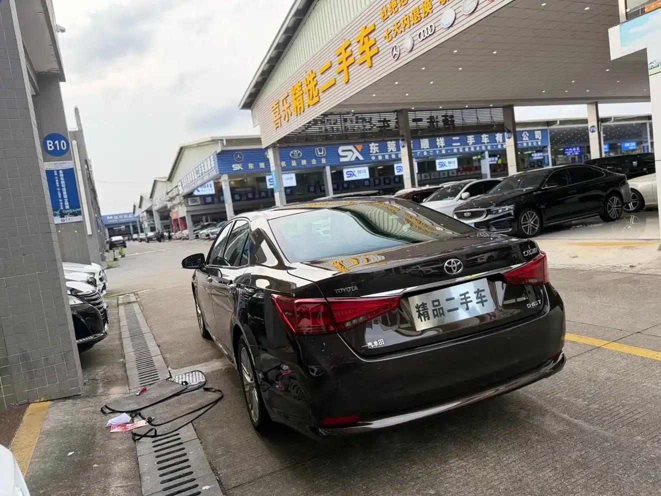 Crown 2018 2.0T Sport Edition — миниатюра 5