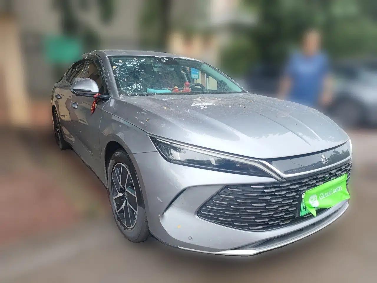 BYD Qin L 2024 DM-i 120KM Leading Model — миниатюра 3