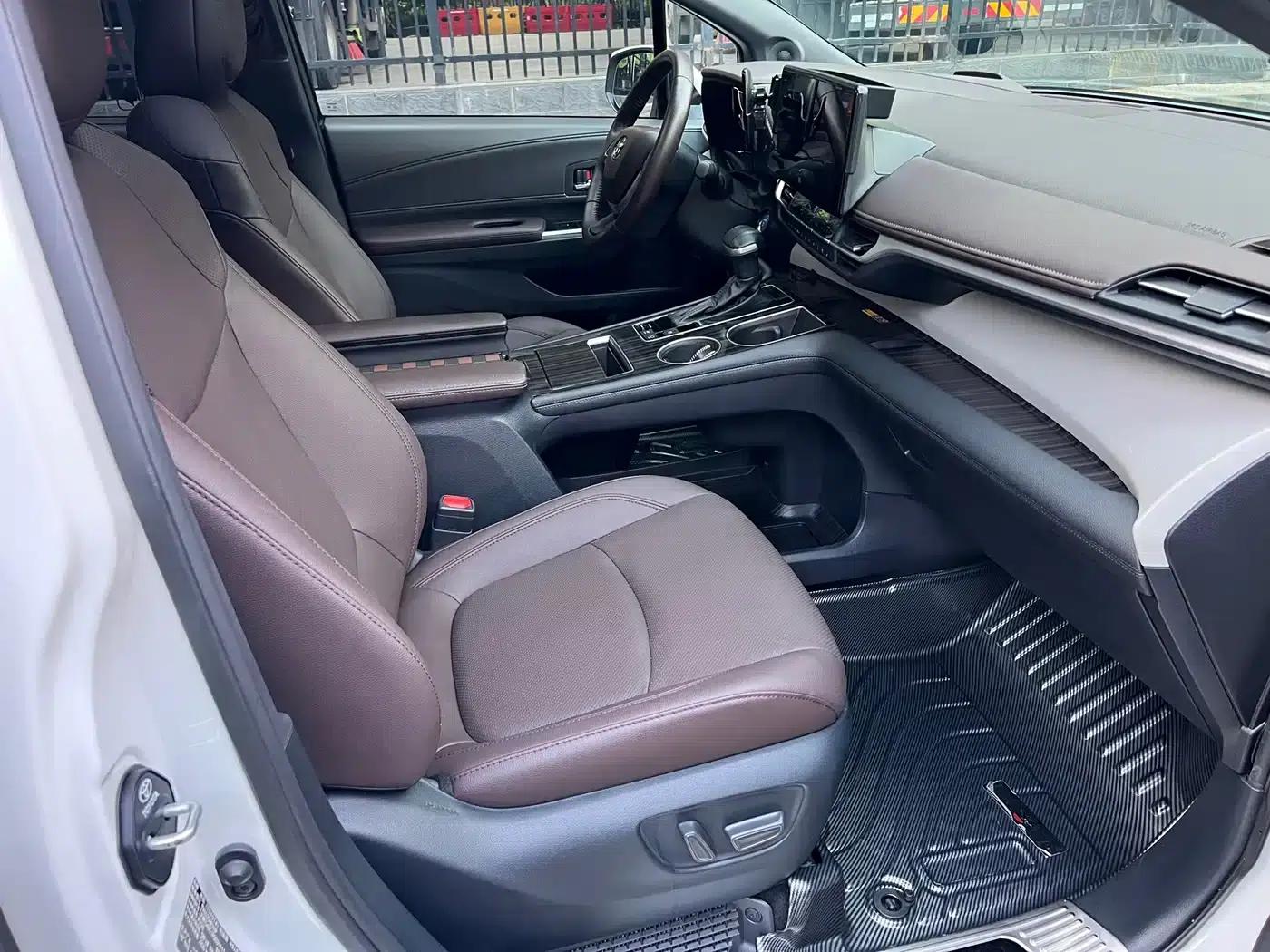 2023 Grevia 2.5L Hybrid Flagship VIP Edition — миниатюра 13