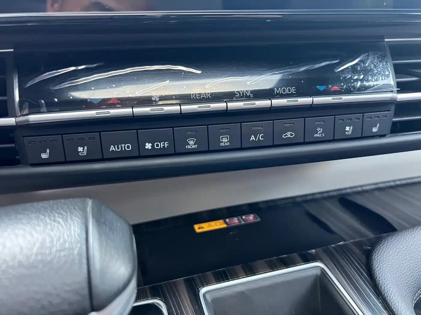 2023 Grevia 2.5L Hybrid Flagship VIP Edition — миниатюра 20