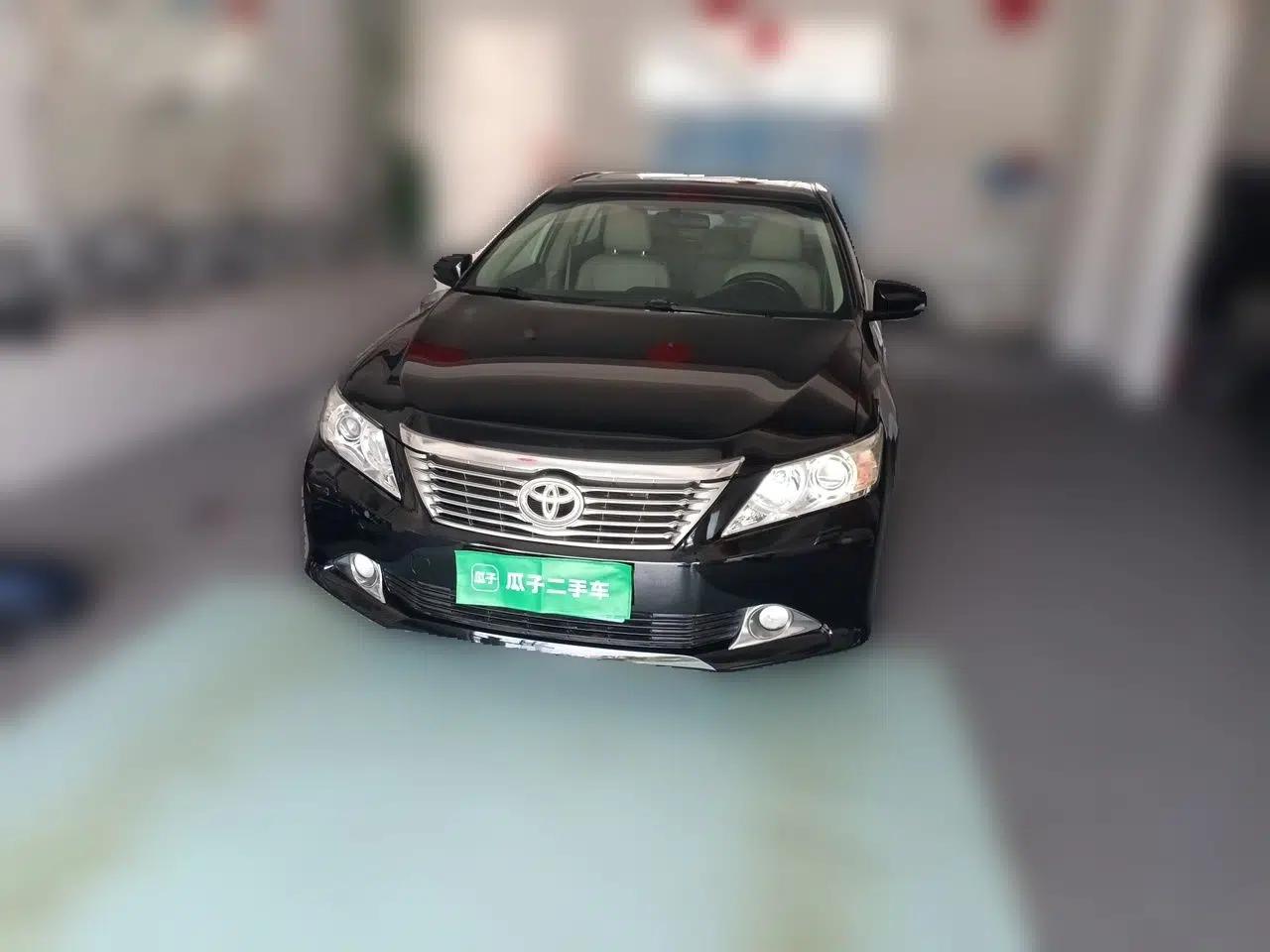 Toyota Camry 2012 2.5G Luxury Edition — миниатюра 2