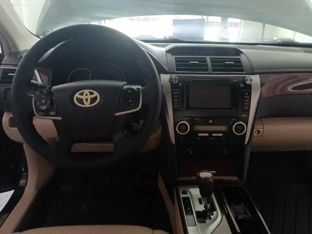 Toyota Camry 2012 2.5G Luxury Edition — миниатюра 9