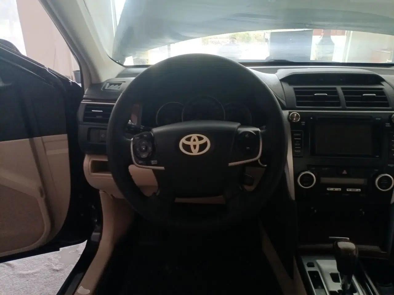Toyota Camry 2012 2.5G Luxury Edition — миниатюра 10