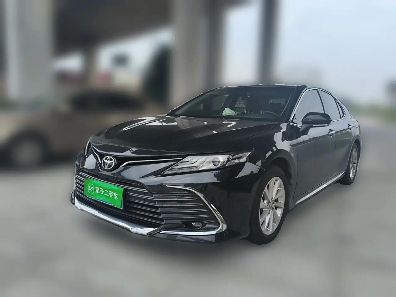 Toyota Camry 2023 2.0G Luxury Edition — миниатюра 1