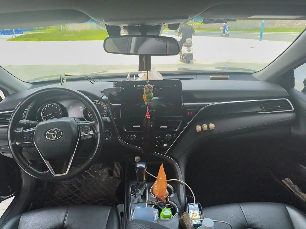 Toyota Camry 2023 2.0G Luxury Edition — миниатюра 9
