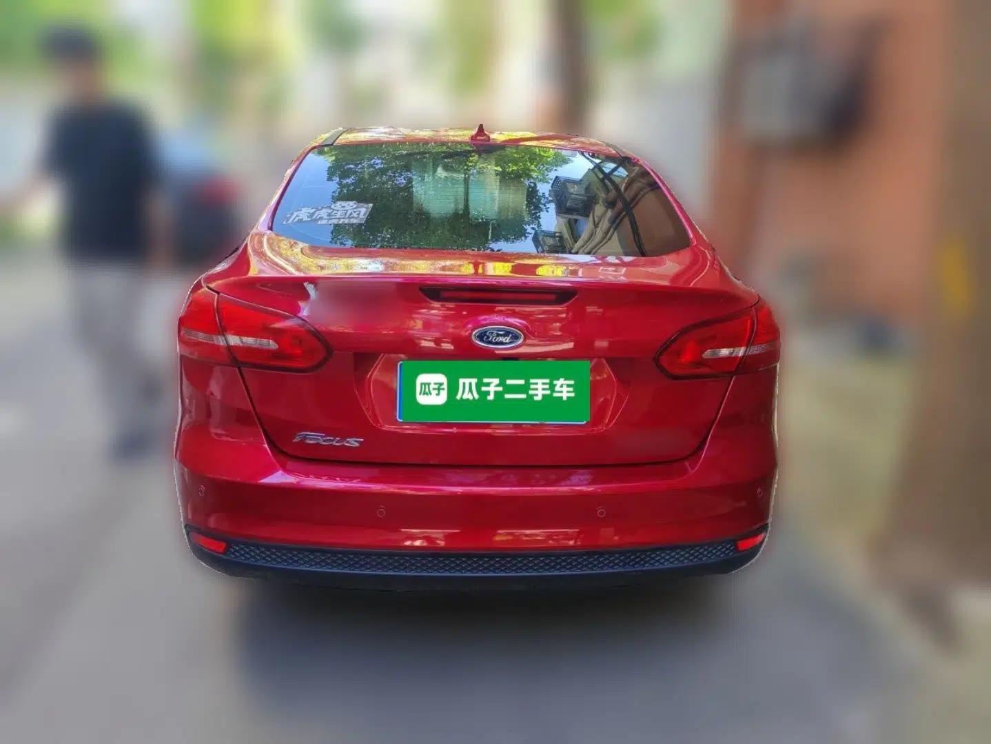 Ford Focus 2017 Sedan 1.6L Automatic Fashion Edition Smart Drive Version — миниатюра 5