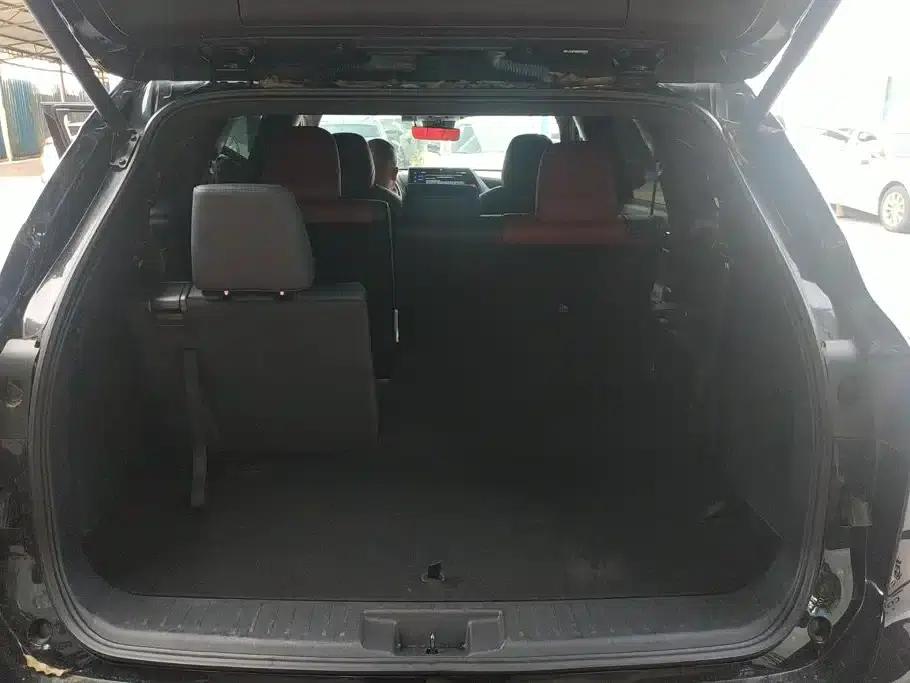 Crown Land Cruiser 2021 2.5L HEV 4WD Flagship Edition — миниатюра 4