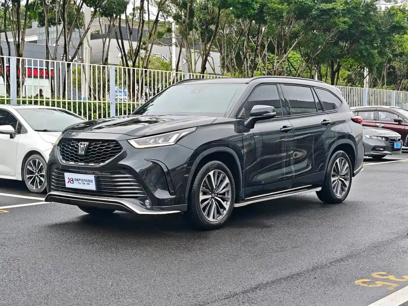 Crown Land Cruiser 2024 2.5L HEV 4WD Luxury Edition — миниатюра 1
