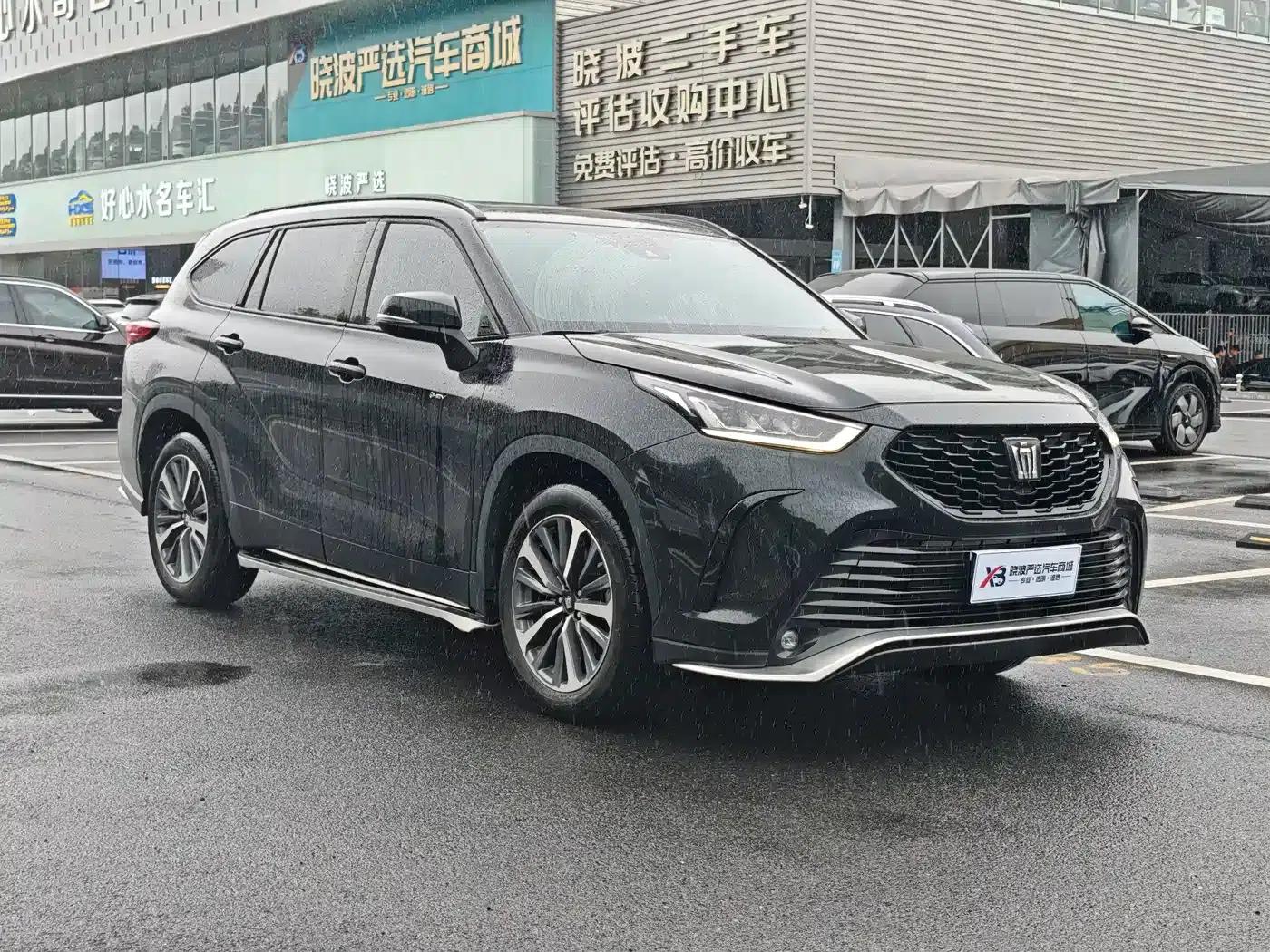 Crown Land Cruiser 2024 2.5L HEV 4WD Luxury Edition — миниатюра 2