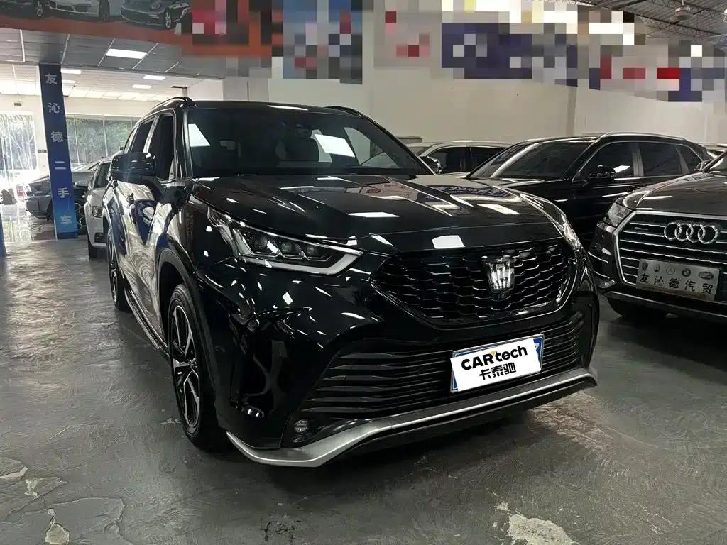 Crown Land Cruiser 2023 2.5L HEV 4WD Premium Edition — миниатюра 3