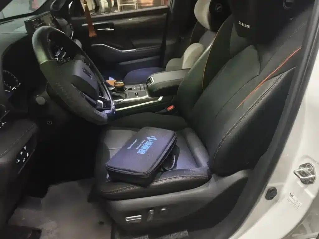 Crown Land Cruiser 2024 2.5L HEV 4WD Flagship Edition — миниатюра 8