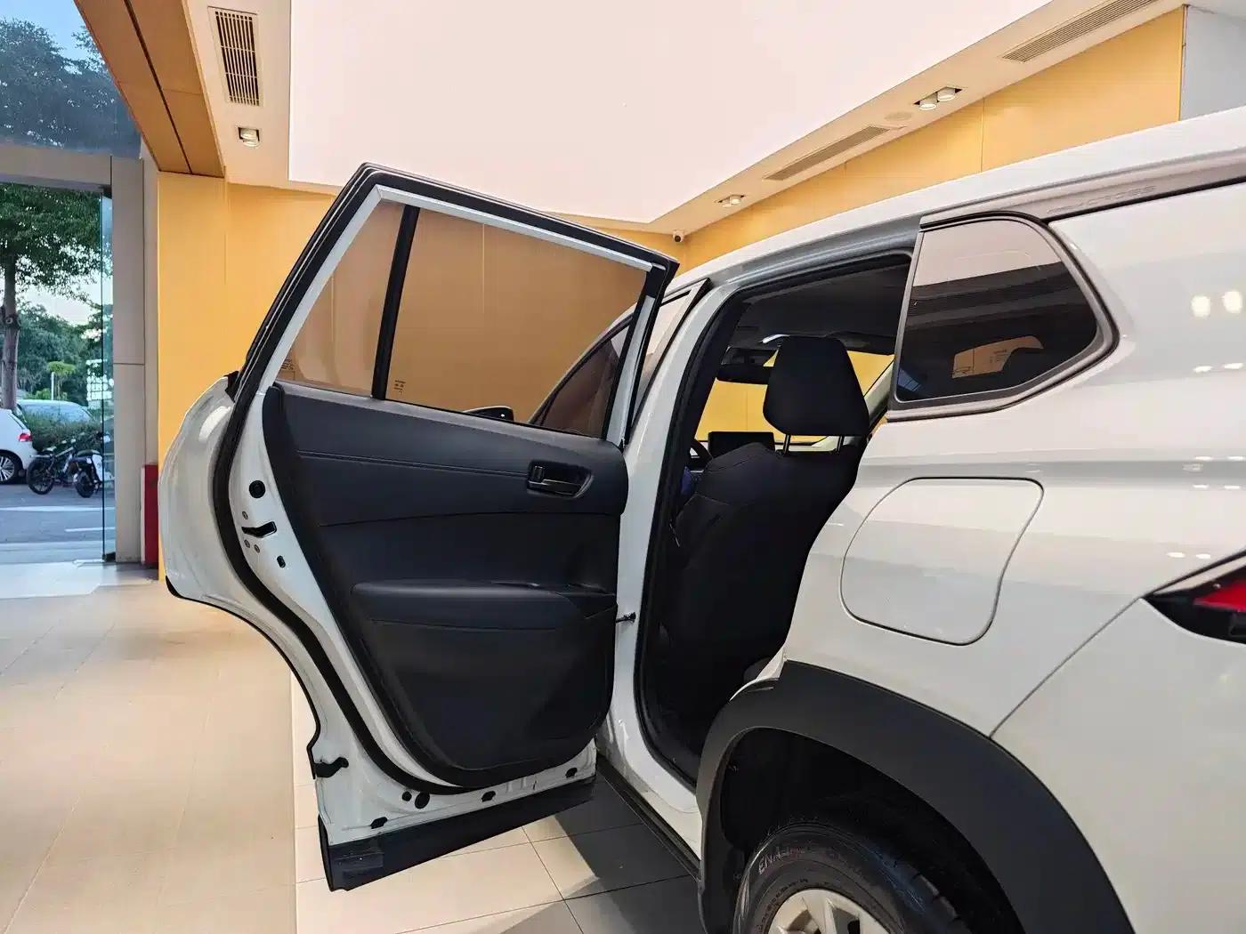 2022 Toyota Corolla Sharp 2.0L Pioneer Edition — миниатюра 20