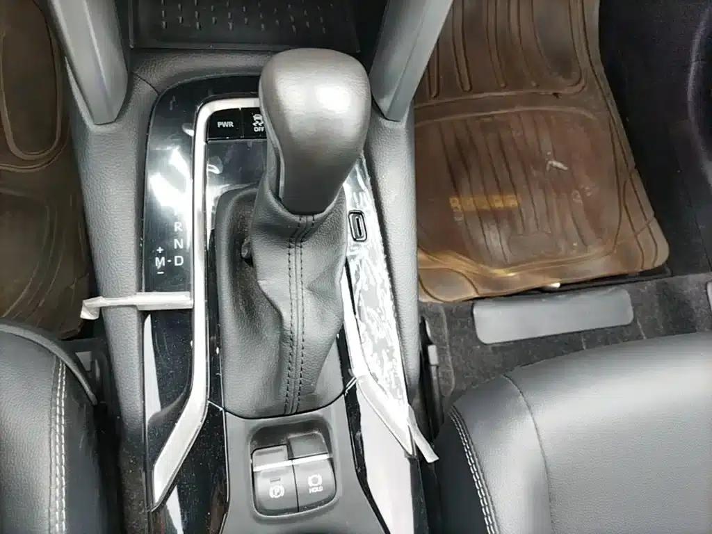 2022 Toyota Corolla Sharp 2.0L Premium Edition — миниатюра 14