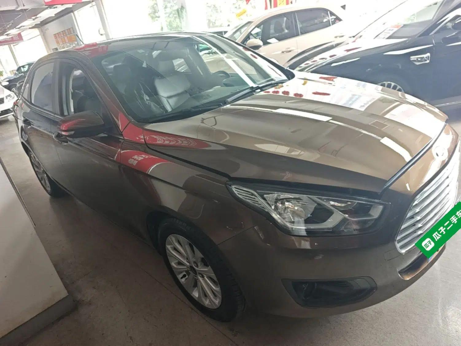 Ford Escort 2017 Happiness Edition 1.5L Automatic Fashion Version — миниатюра 3