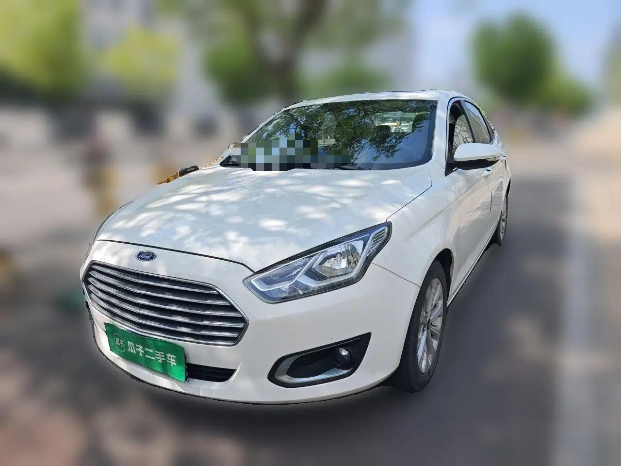 Ford Escort 2017 Happiness Edition 1.5L Automatic Fashion Version — миниатюра 1