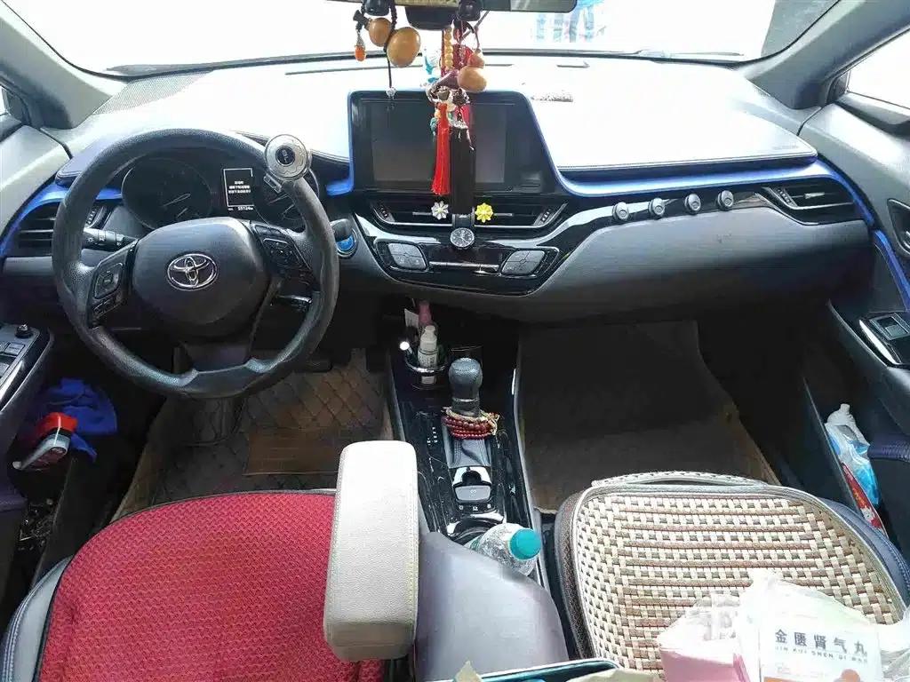 Toyota C-HR 2020 2.0L Leading Edition — миниатюра 4