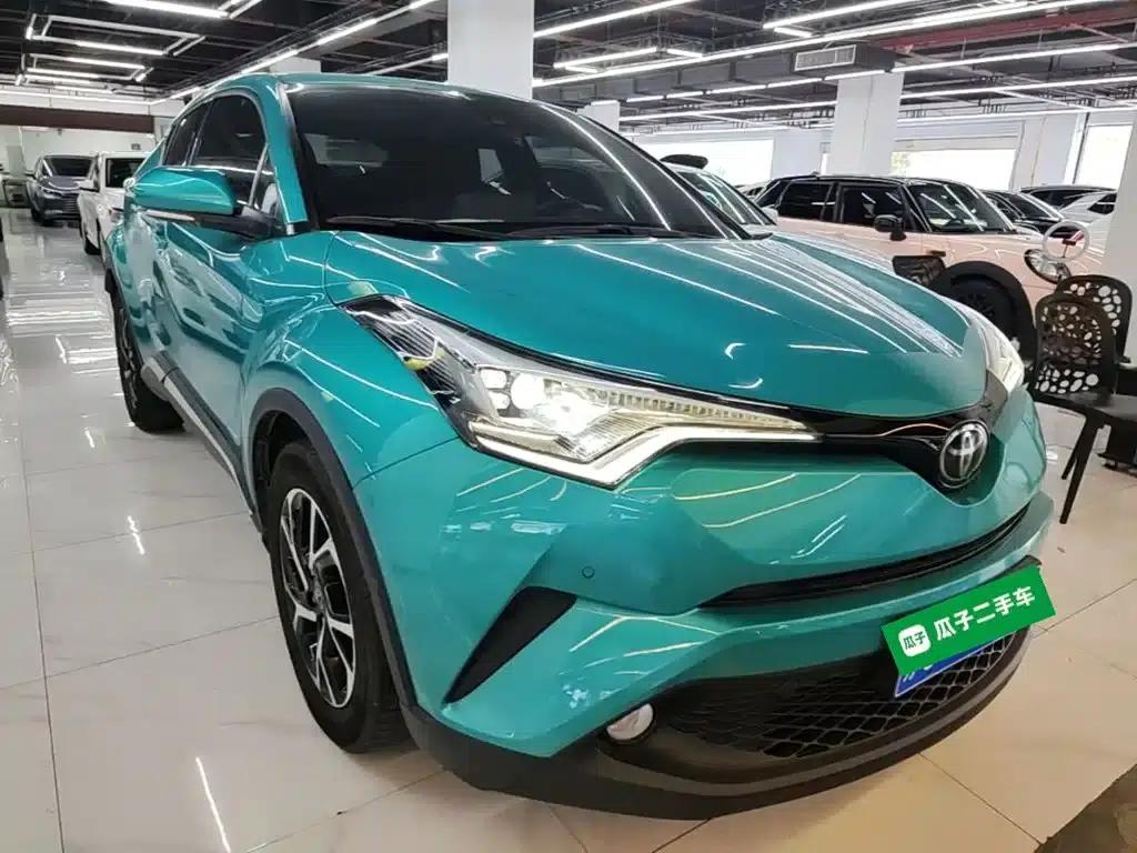 Toyota C-HR 2020 2.0L Luxury Edition — миниатюра 4