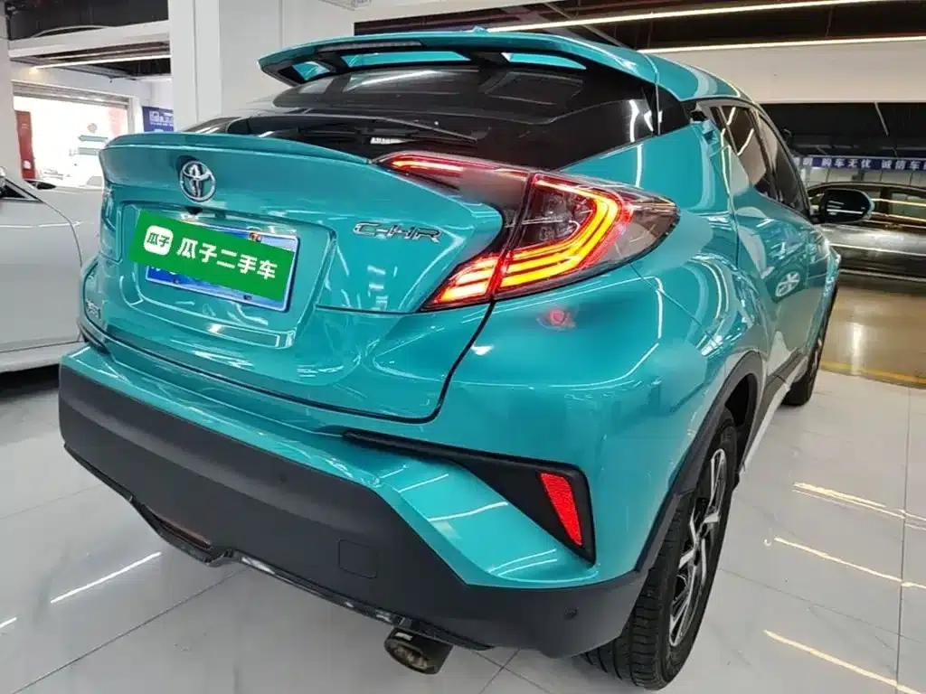 Toyota C-HR 2020 2.0L Luxury Edition — миниатюра 7