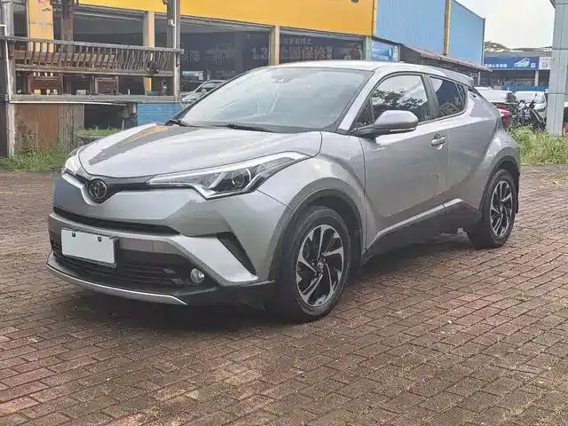 2018 Toyota IZOA 2.0L Elegance Edition (National VI Emission Standard)