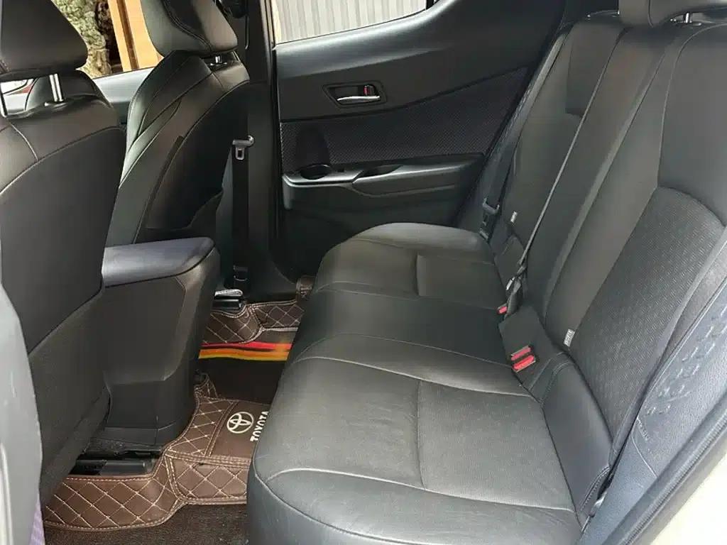 2020 Toyota IZOA 2.0L Ecstasy Edition — миниатюра 8