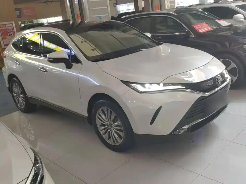 HARRIER 2022 2.0L CVT 2WD Premium Edition — миниатюра 4