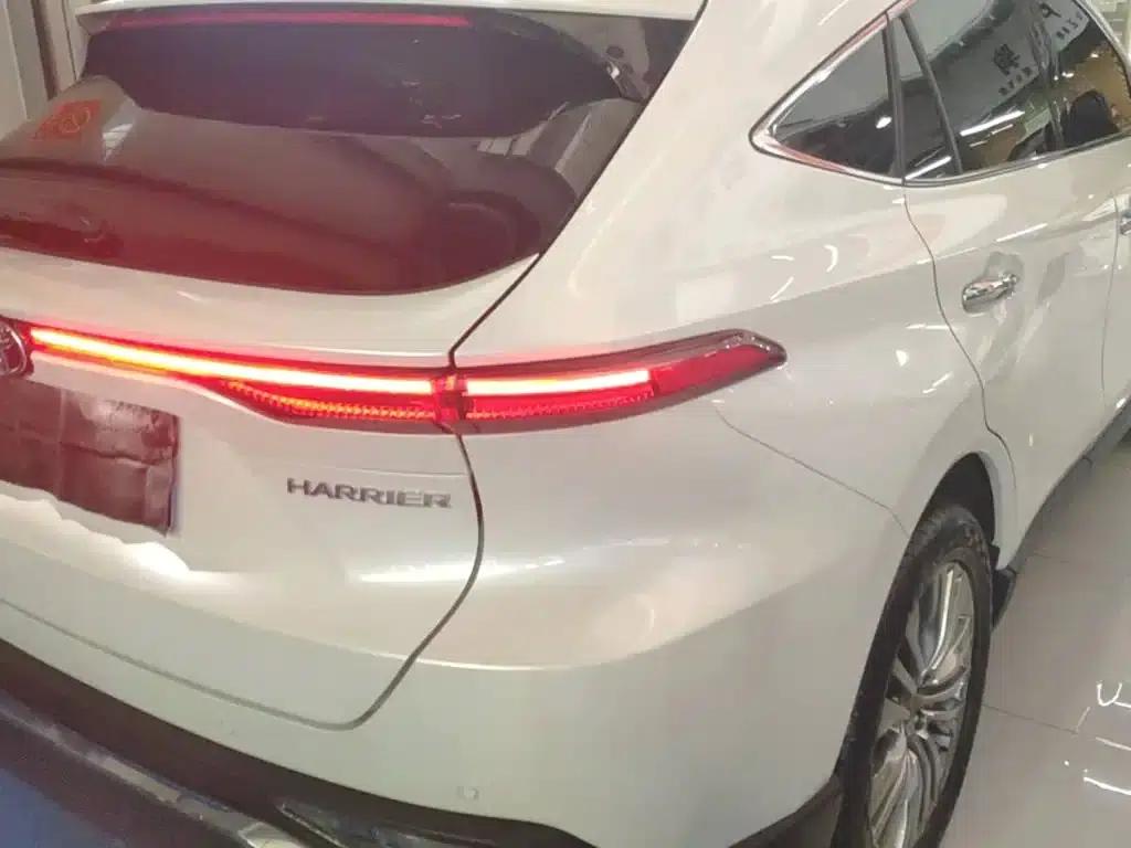 HARRIER 2022 2.0L CVT 2WD Premium Edition — миниатюра 8