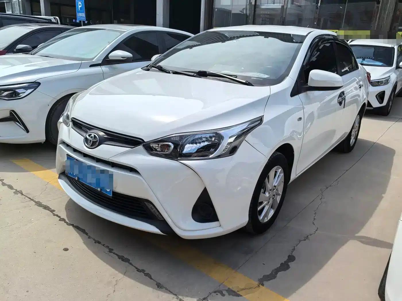 YARiS L 2020 1.5L CVT Leading Edition — миниатюра 1