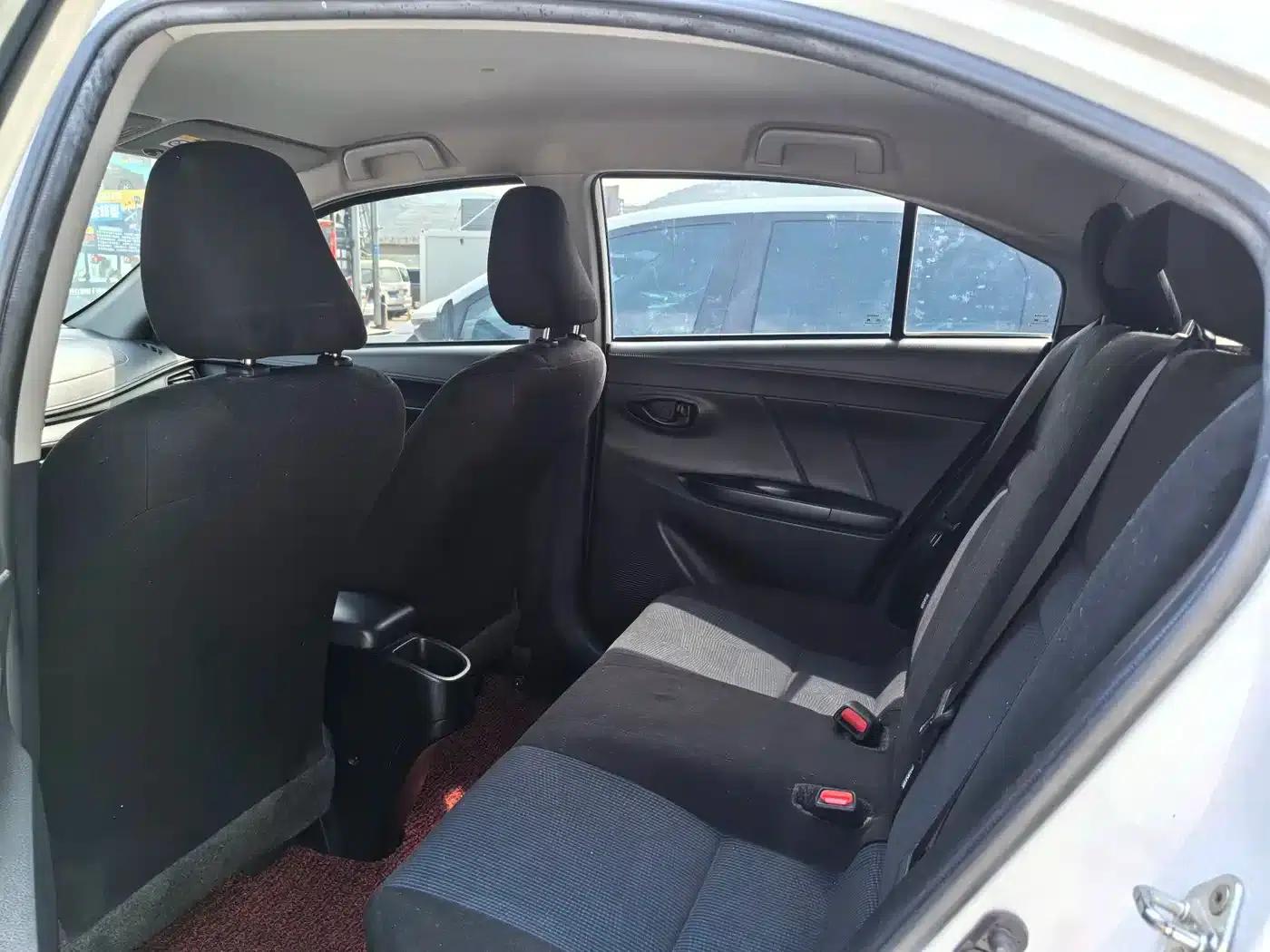 YARiS L 2020 1.5L CVT Leading Edition — миниатюра 9