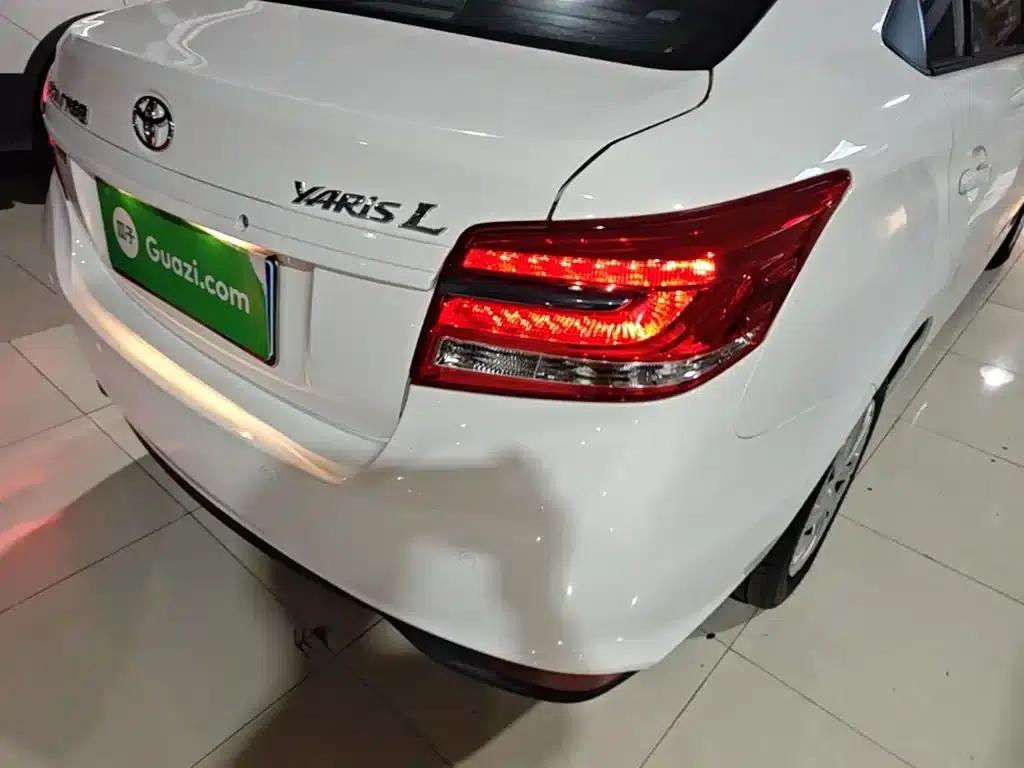 YARiS L 2021 1.5L CVT Leading Edition — миниатюра 8