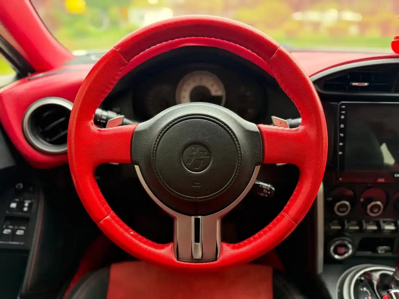 Toyota 86 2014 2.0L Automatic Luxury — миниатюра 8