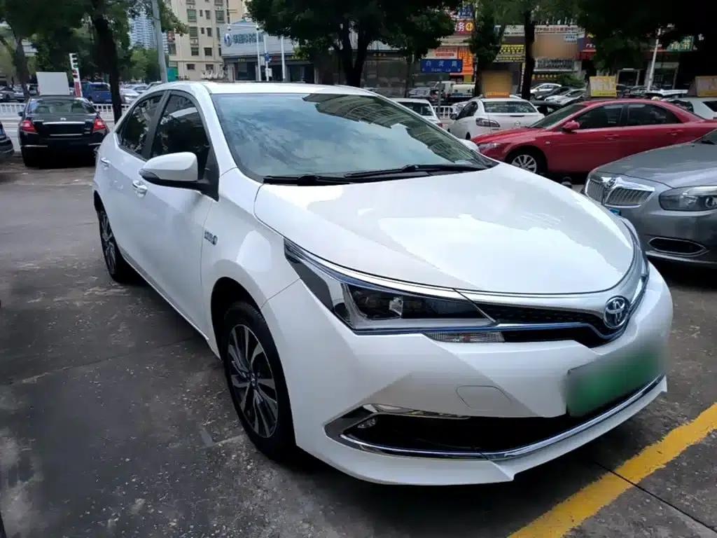 Corolla Hybrid E+ 2019 1.8L E-CVT Leading Edition — миниатюра 4