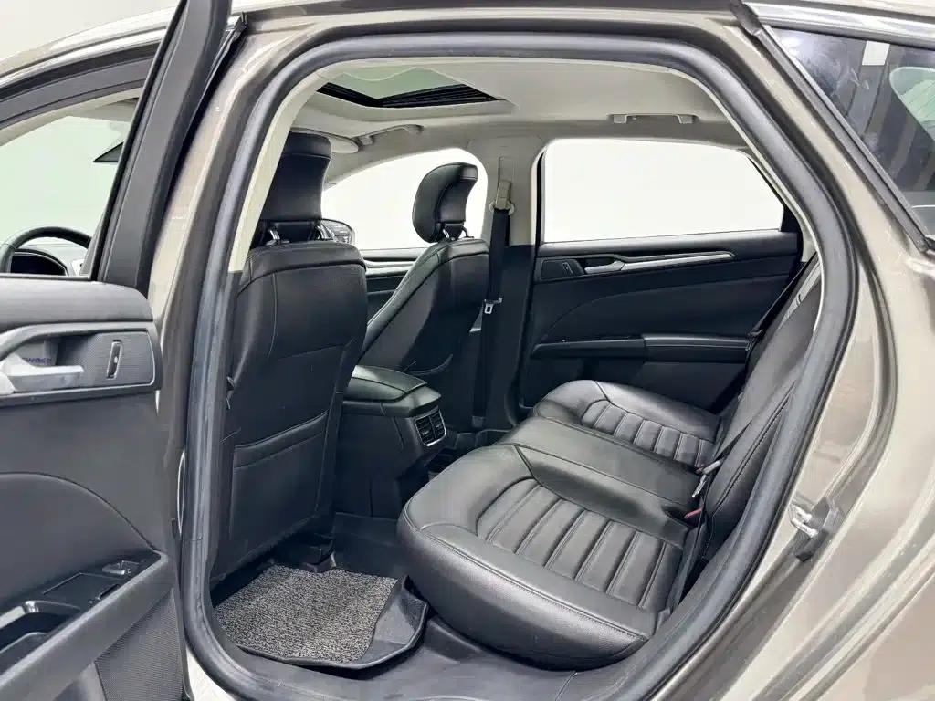 2013 Ford Mondeo 1.5L GTDi180 Fashion Edition — миниатюра 11