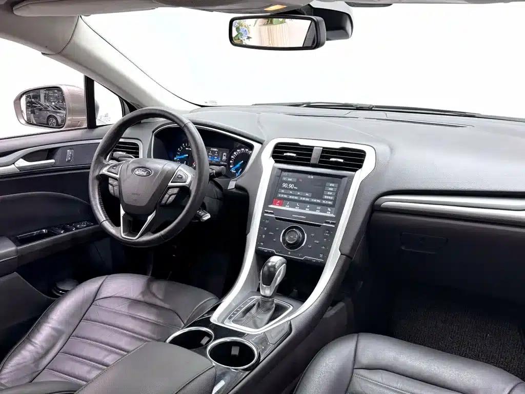 2013 Ford Mondeo 1.5L GTDi180 Fashion Edition — миниатюра 14