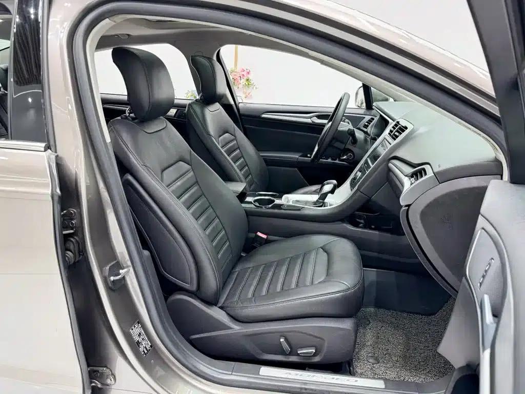 2013 Ford Mondeo 1.5L GTDi180 Fashion Edition — миниатюра 10