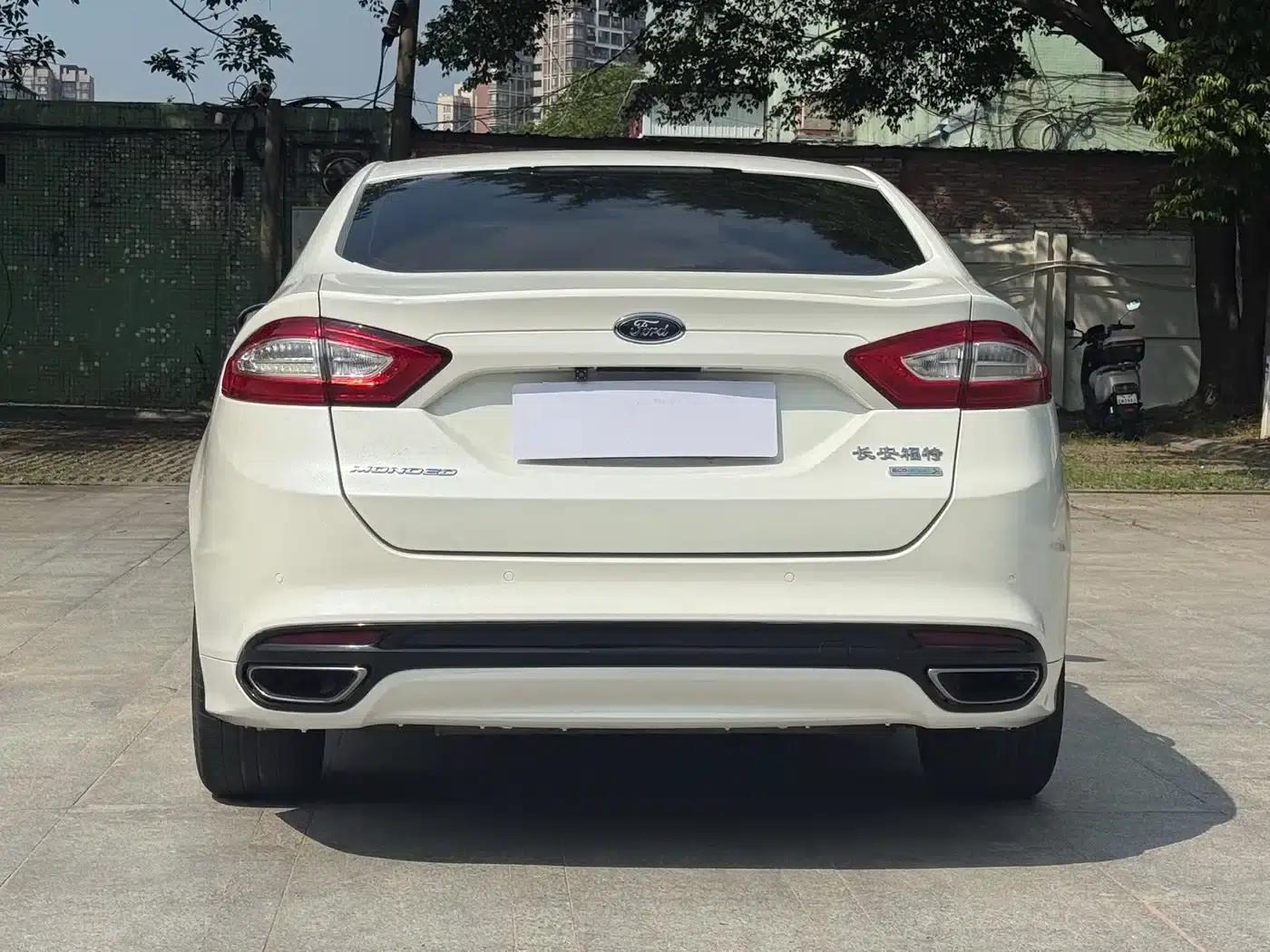 2013 Ford Mondeo 2.0L GTDi200 Fashion Edition — миниатюра 12