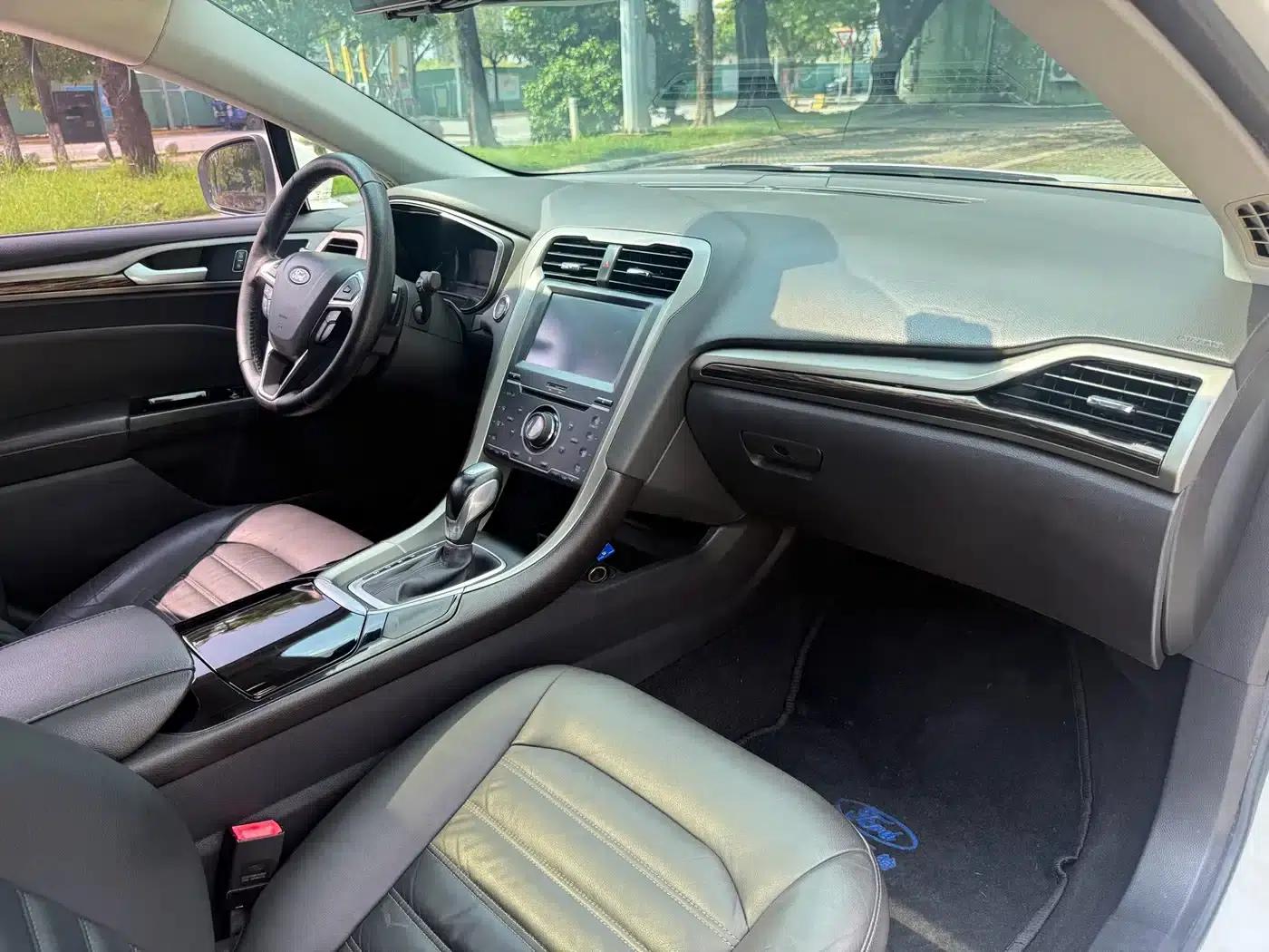 2013 Ford Mondeo 2.0L GTDi200 Fashion Edition — миниатюра 10